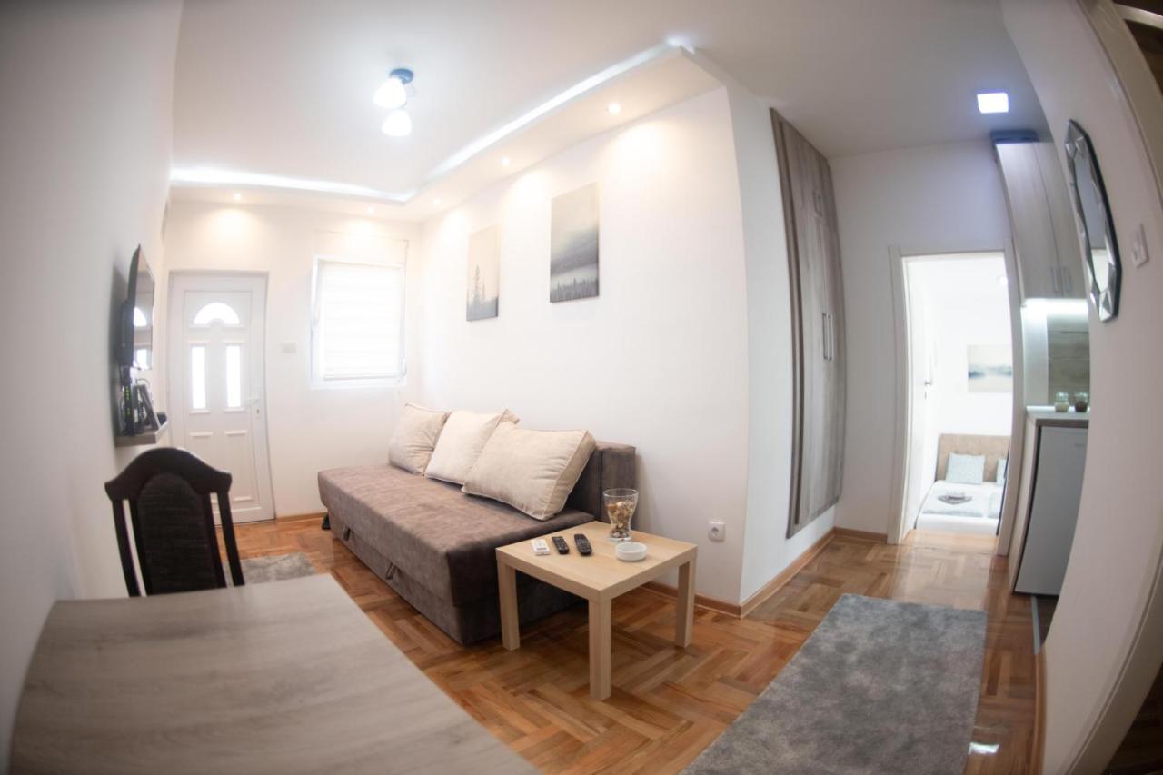 Apartman Tea 2 Belgrado Buitenkant foto